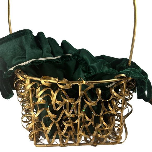 Festive Holiday Basket - 15” H x 9.5” L x 6”‎ D - Picture 3 of 6